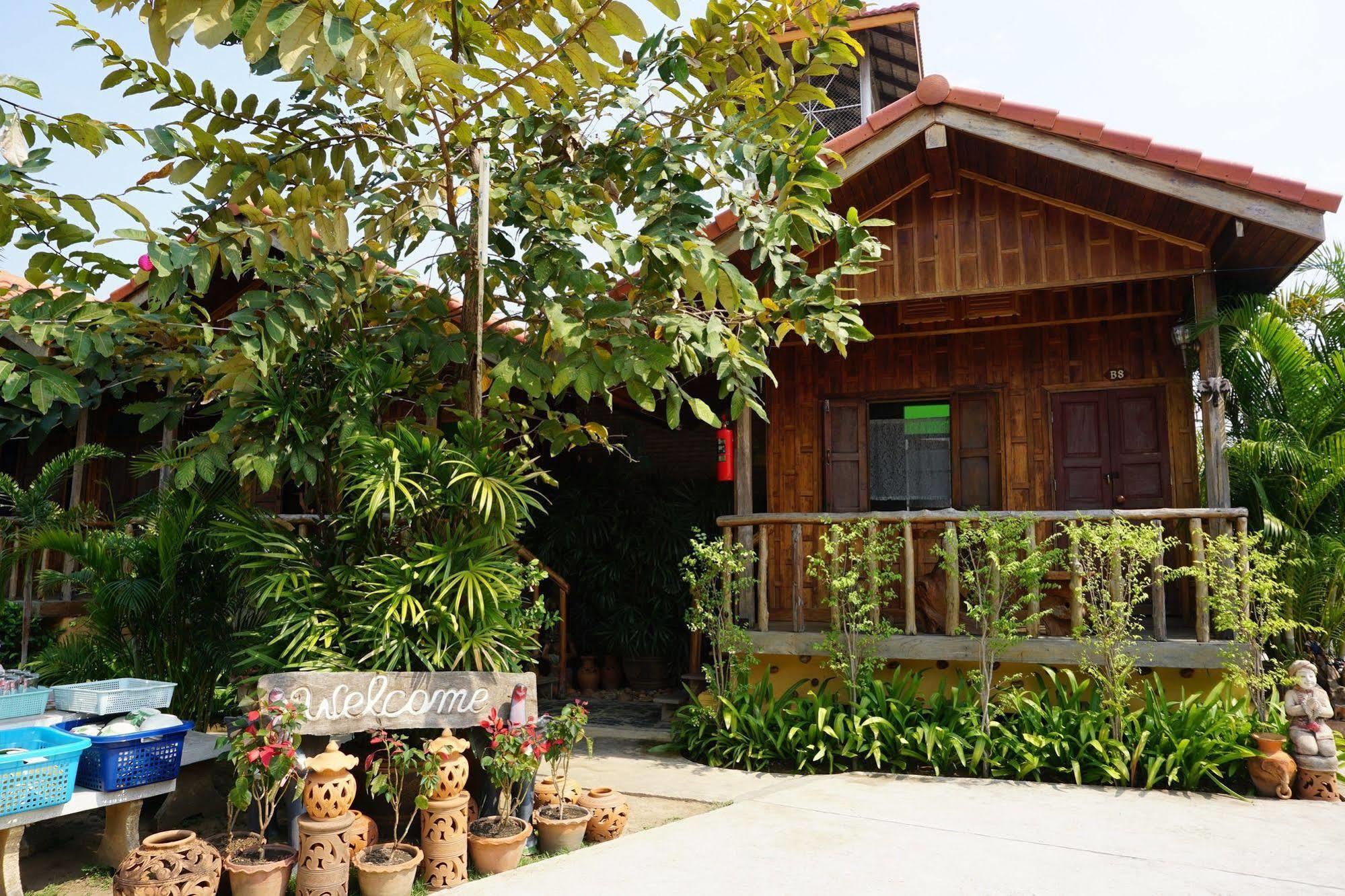 J&J Guesthouse Sukhothai Zewnętrze zdjęcie