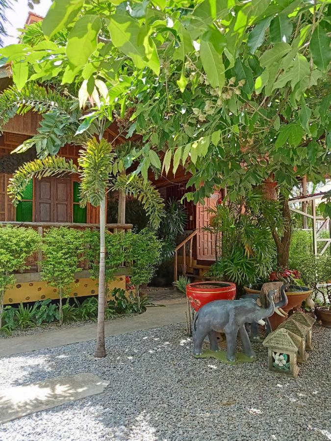 J&J Guesthouse Sukhothai Zewnętrze zdjęcie