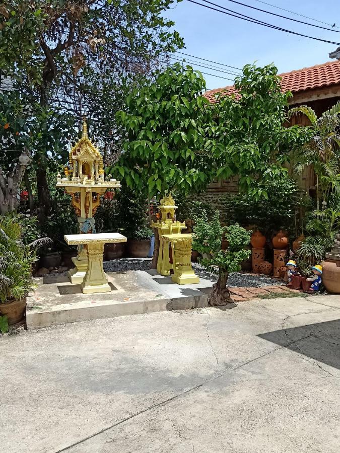 J&J Guesthouse Sukhothai Zewnętrze zdjęcie